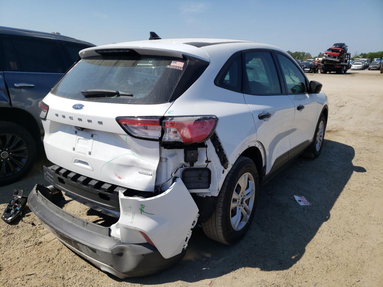 Photo 4 from auction – 2020 FORD ESCAPE S with VIN 1FMCU0F69LUB38707