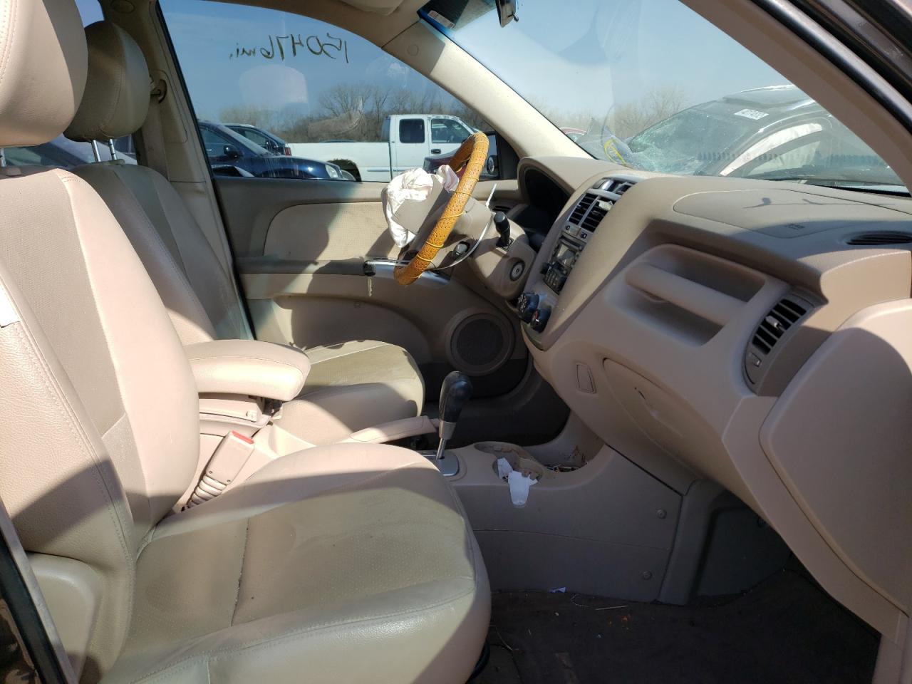 Photo 5 from auction – 2007 KIA SPORTAGE E with VIN KNDJE723577358587