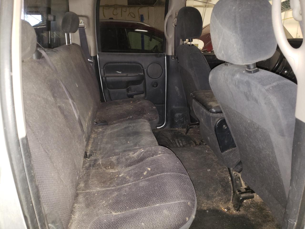 Photo 6 from auction – 2005 DODGE RAM 1500 S with VIN 1D7HU18D15S135669
