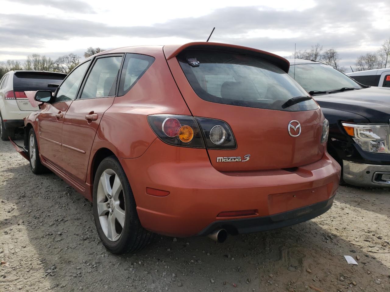 Photo 3 from auction – 2004 MAZDA 3 HATCHBAC with VIN JM1BK343941213165