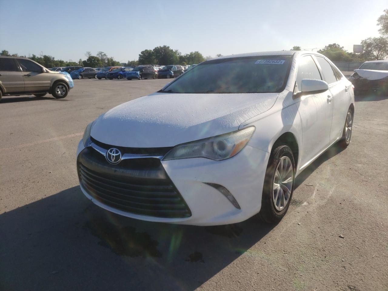 Photo 2 from auction – 2015 TOYOTA CAMRY LE with VIN 4T1BF1FK7FU490052