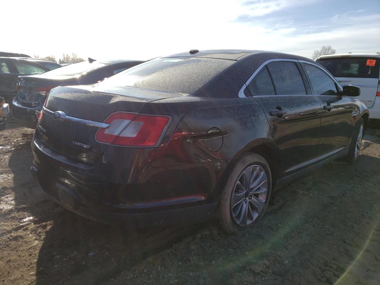 صورة رقم 4 من المزاد - 2010 FORD TAURUS LIM مع VIN 1FAHP2FW0AG134592
