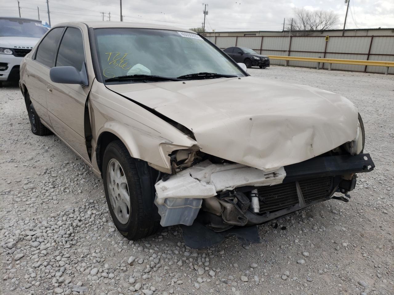 TOYOTA CAMRY CE 2000 with VIN JT2BF22K3Y0283144 - Photo from auction