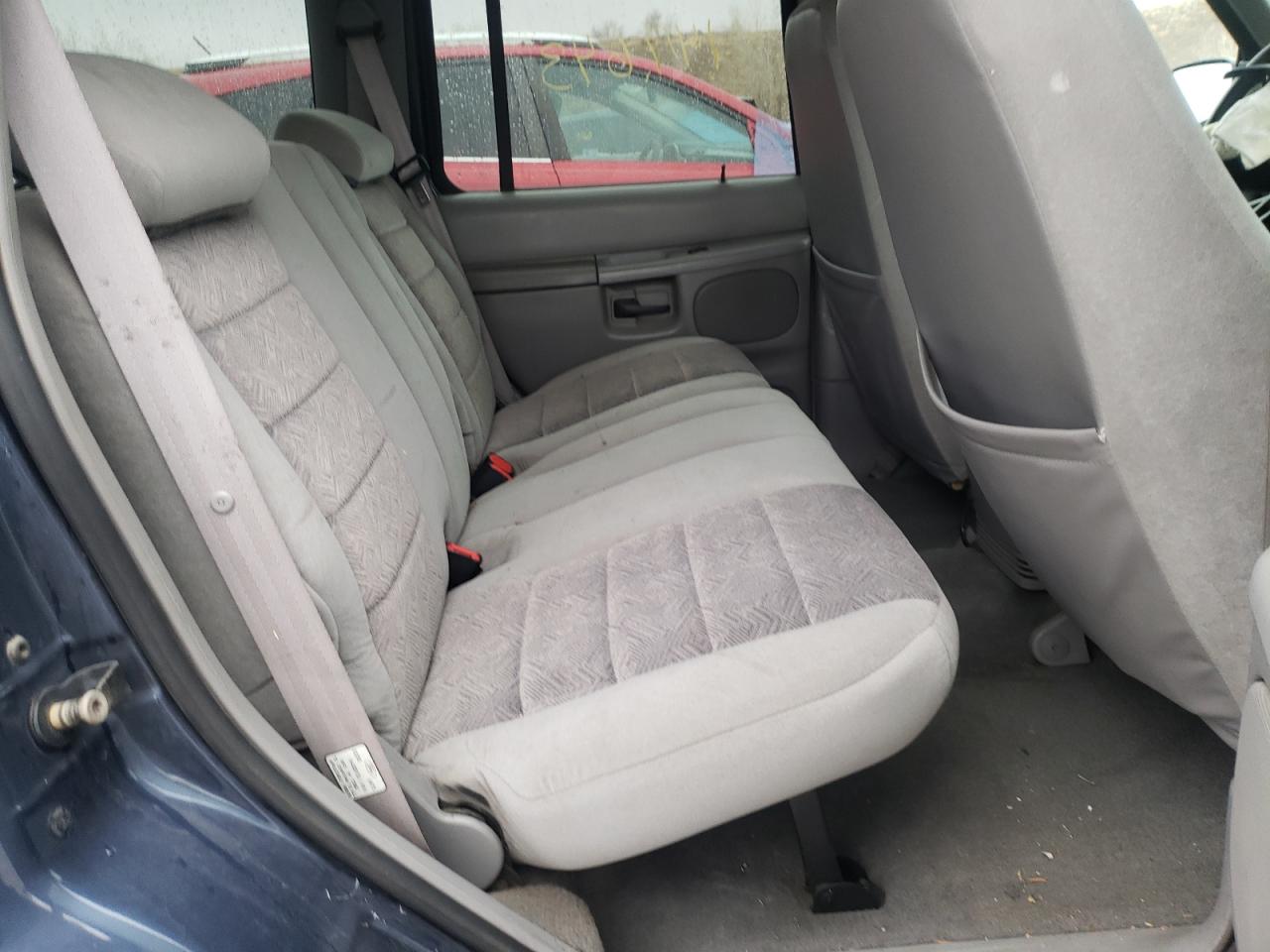 Foto 6 de la subasta – 1999 FORD EXPLORER con VIN 1FMZU34E6XZA73197