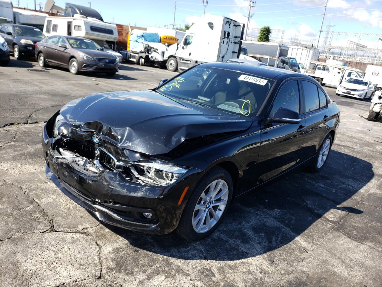Photo 2 from auction – 2018 BMW 320 I with VIN WBA8A9C52JAH12596