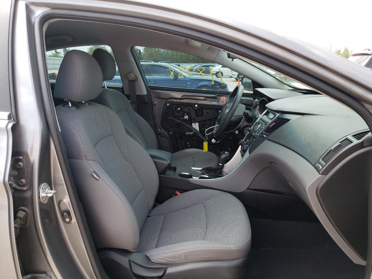 Photo 5 from auction – 2011 HYUNDAI SONATA GLS with VIN 5NPEB4AC8BH166644