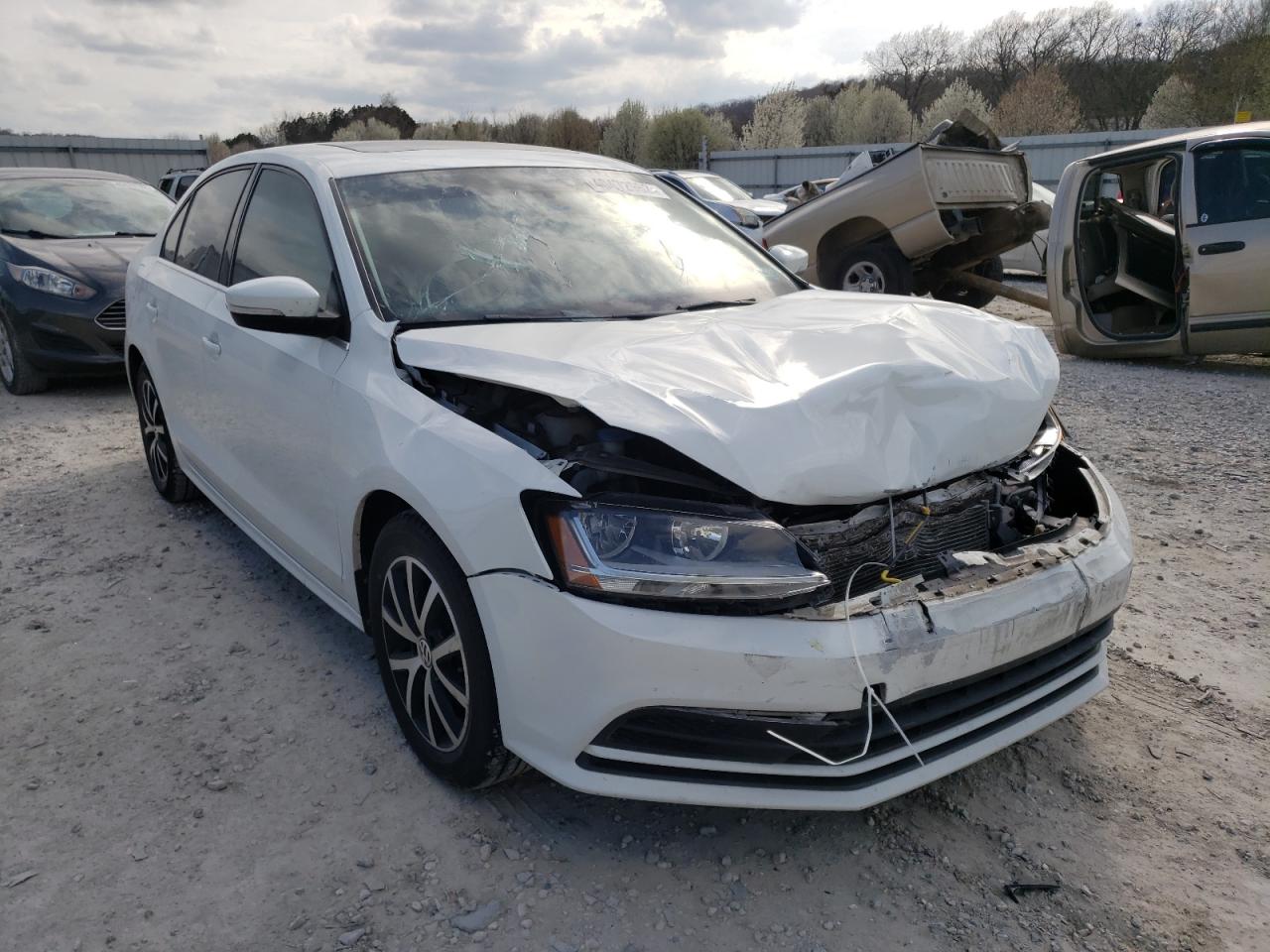 VOLKSWAGEN JETTA SE 2017 with VIN 3VWB67AJ1HM259061 - Photo from auction