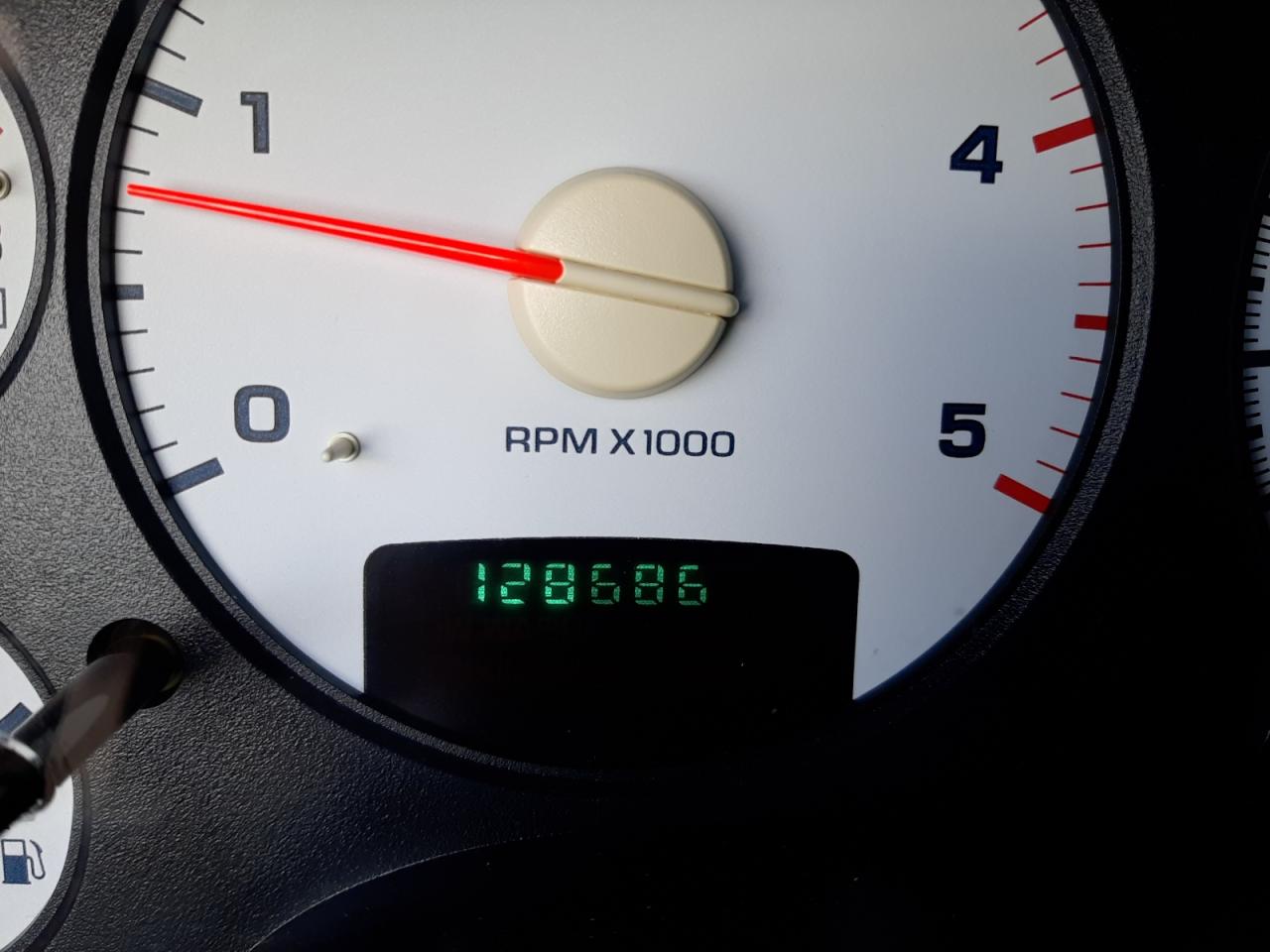 Photo 8 from auction – 2003 DODGE RAM 2500 S with VIN 3D7KU28C93G836855