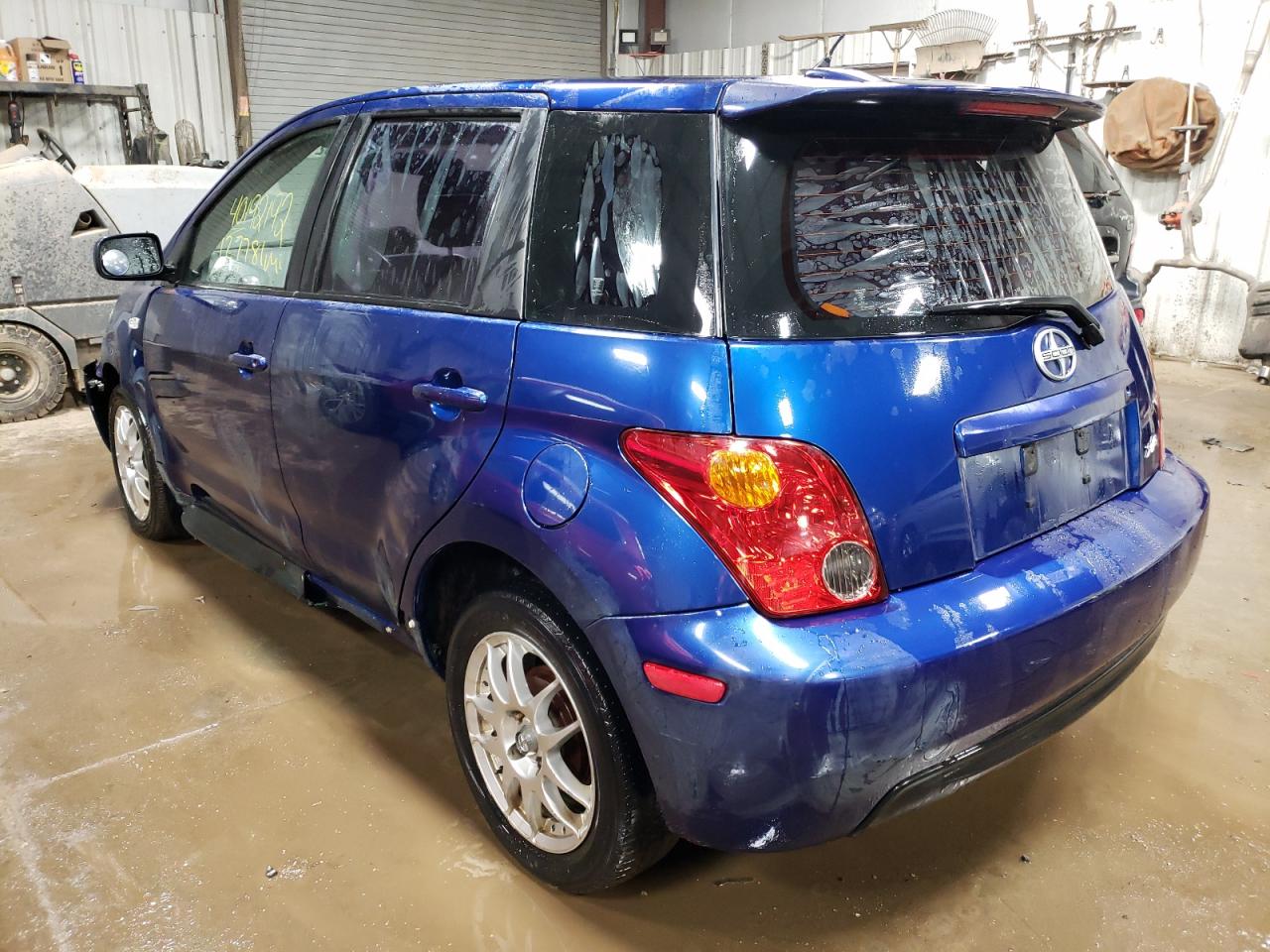 Photo 3 from auction – 2005 TOYOTA SCION XA with VIN JTKKT624750124110