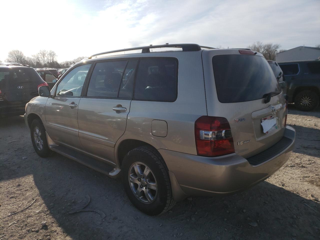Photo 3 from auction – 2005 TOYOTA HIGHLANDER with VIN JTEEP21AX50069172