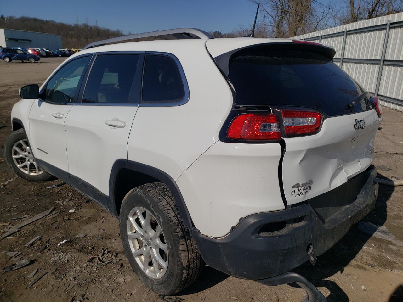 Photo 3 from auction – 2016 JEEP CHEROKEE L with VIN 1C4PJMCB4GW147977