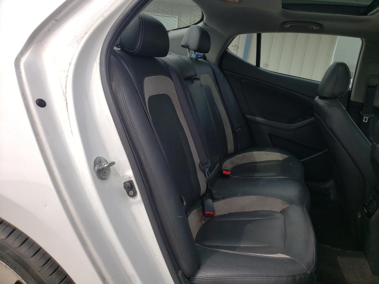 Photo 6 from auction – 2011 KIA OPTIMA SX with VIN KNAGR4A69B5155485
