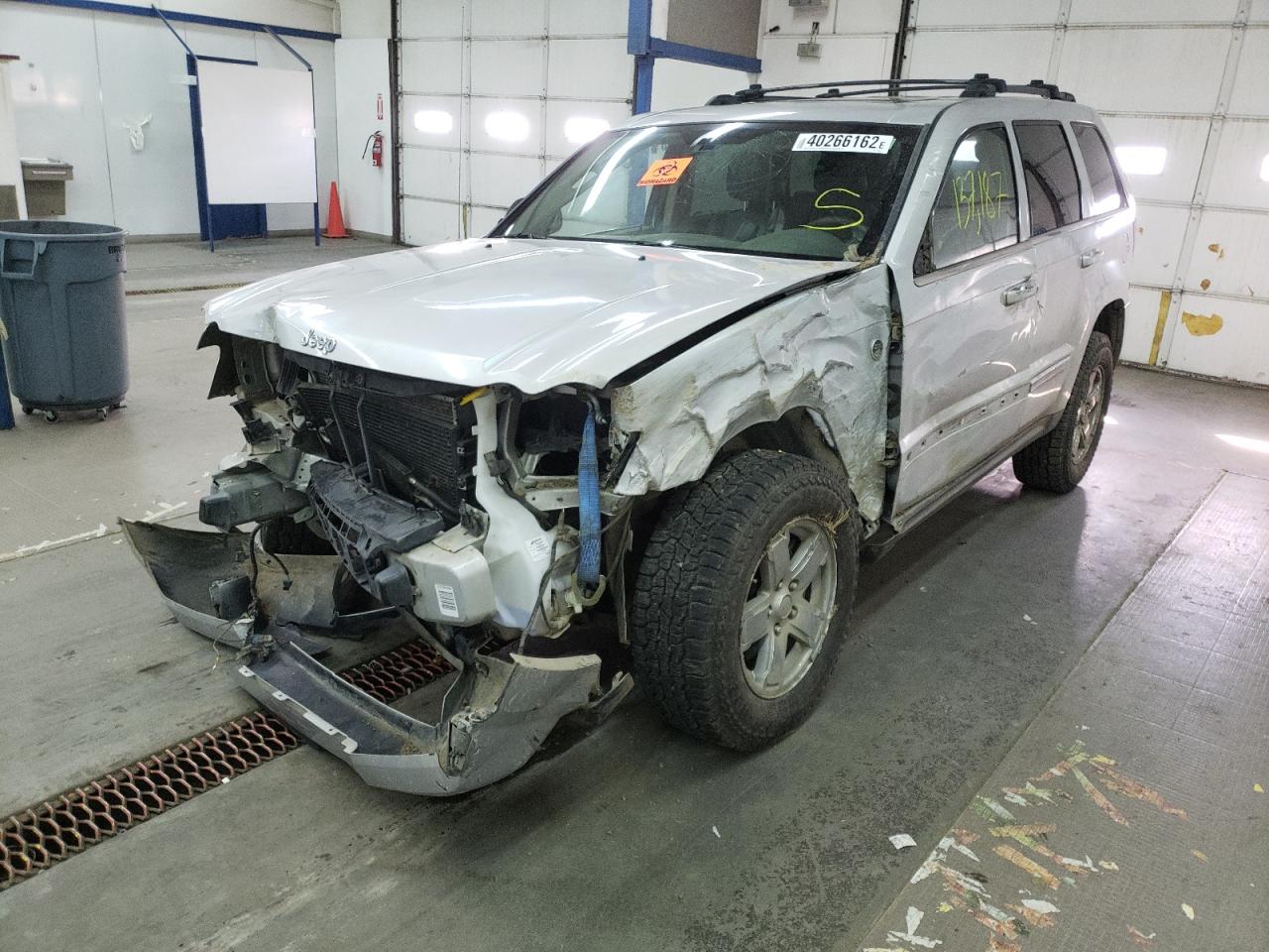 Photo 2 from auction – 2006 JEEP GRAND CHER with VIN 1J4HR58N16C200005