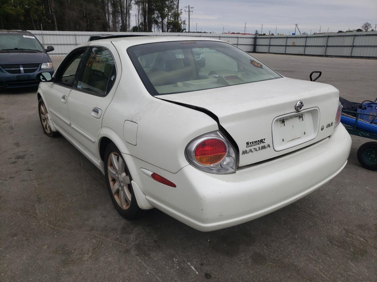 Photo 3 from auction – 2002 NISSAN MAXIMA GLE with VIN JN1DA31AX2T314640