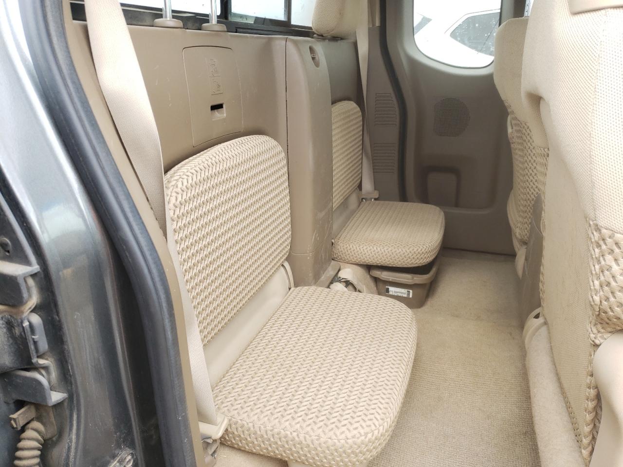 Photo 6 from auction – 2007 NISSAN FRONTIER K with VIN 1N6AD06W07C446546