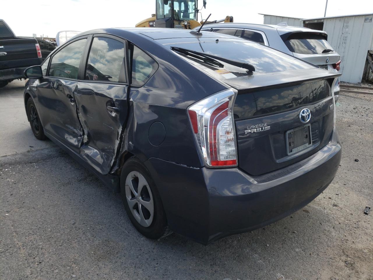 Photo 3 from auction – 2013 TOYOTA PRIUS with VIN JTDKN3DU2D1637979