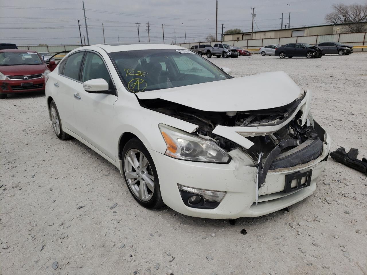 NISSAN ALTIMA 2.5 2015 with VIN 1N4AL3AP1FN366558 - Photo from auction