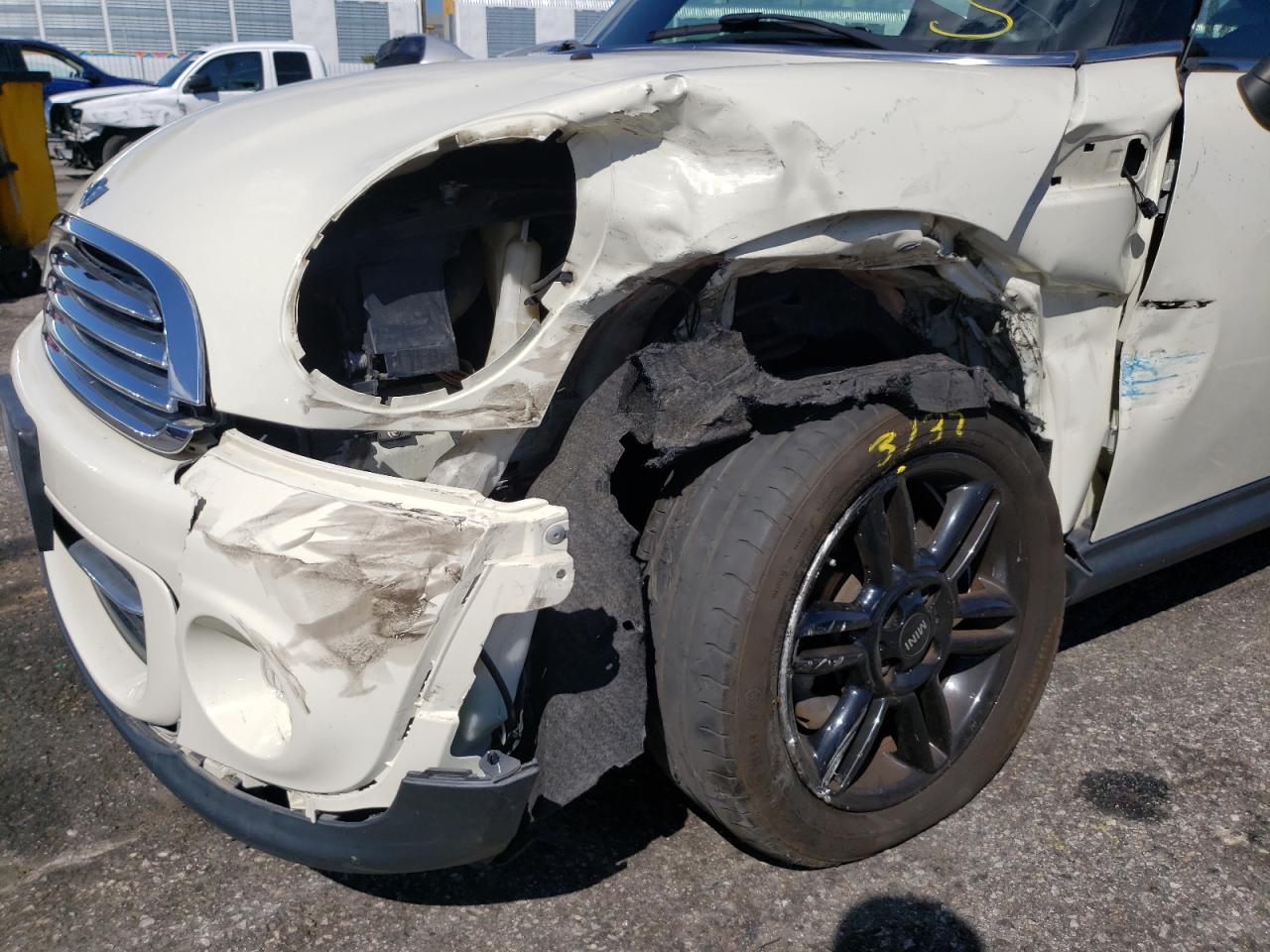 Photo 9 from auction – 2015 MINI COOPER with VIN WMWZN3C58FT862985