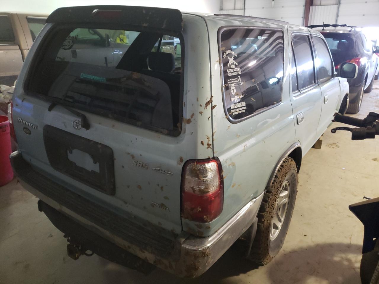 Photo 4 from auction – 2001 TOYOTA 4RUNNER SR with VIN JT3HN86R019046969