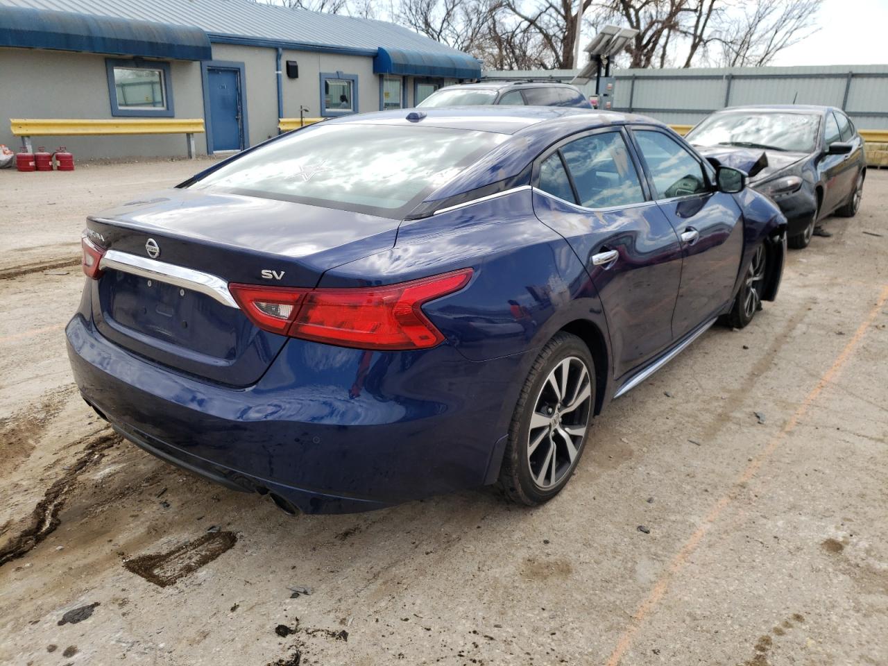 Photo 4 from auction – 2017 NISSAN MAXIMA 3.5 with VIN 1N4AA6AP2HC447915