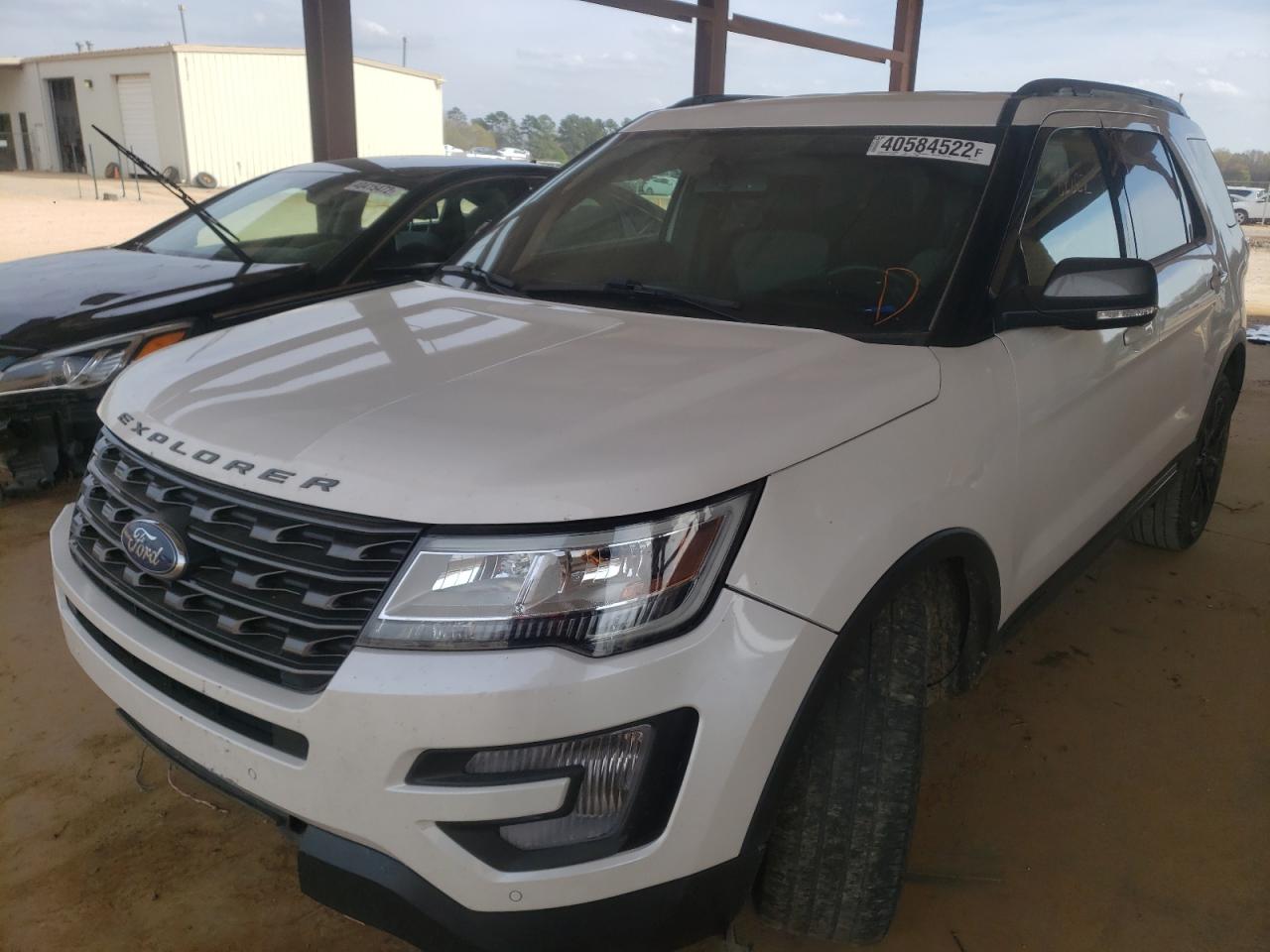 Photo 2 from auction – 2017 FORD EXPLORER X with VIN 1FM5K7D83HGE18978