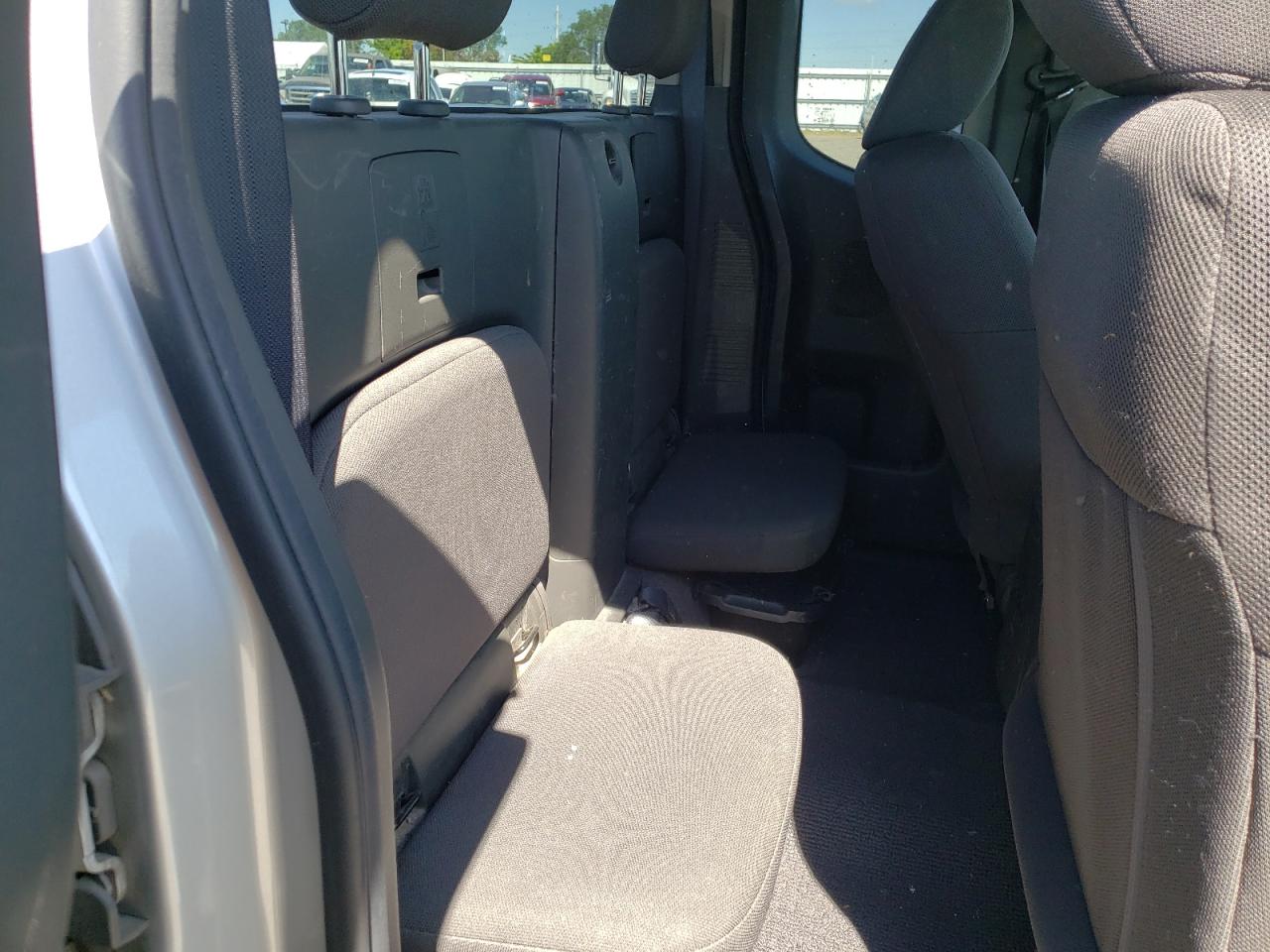 Photo 6 from auction – 2015 NISSAN FRONTIER S with VIN 1N6BD0CT3FN723322