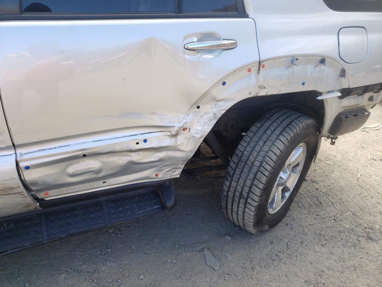 Photo 9 from auction – 2006 TOYOTA 4RUNNER SR with VIN JTEBU14R360096979