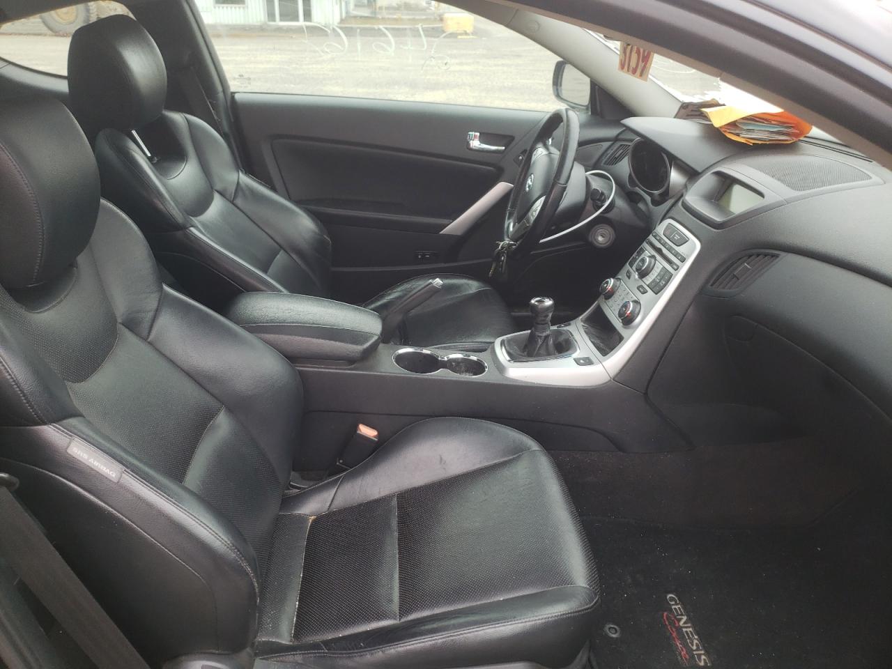 Photo 5 from auction – 2010 HYUNDAI GENESIS CO with VIN KMHHT6KD8AU033301