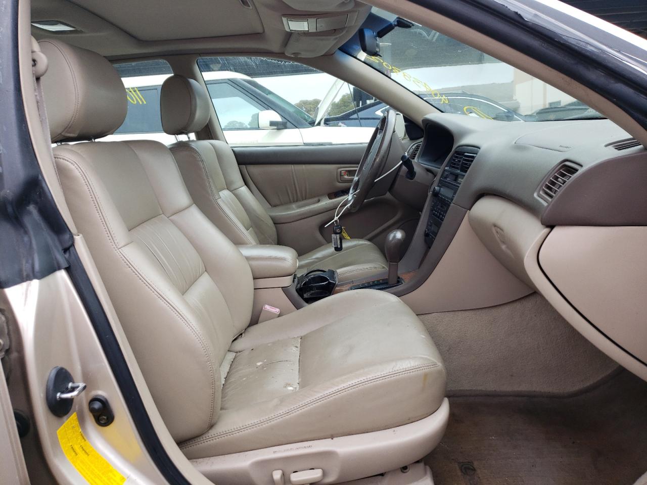 Photo 5 from auction – 1999 LEXUS ES 300 with VIN JT8BF28G1X5073202