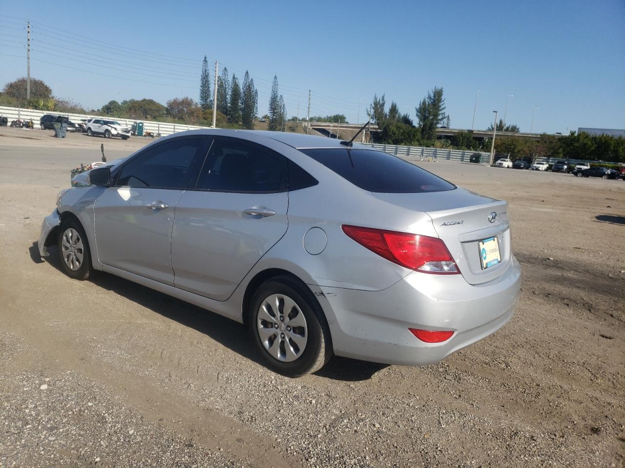 Photo 3 from auction – 2016 HYUNDAI ACCENT SE with VIN KMHCT4AE2GU031013