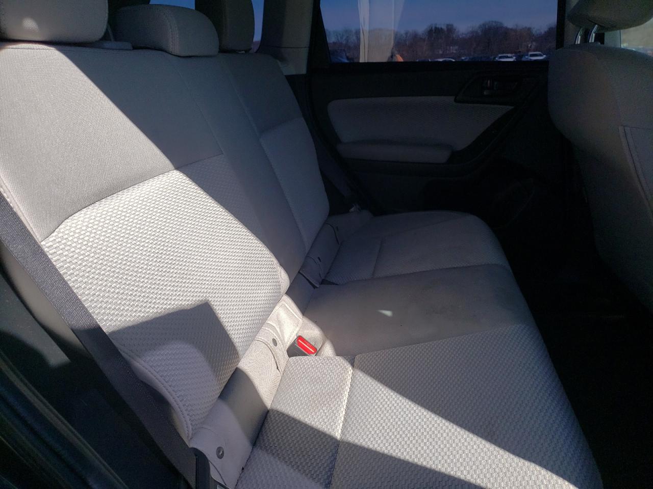 Photo 6 from auction – 2017 SUBARU FORESTER 2 with VIN JF2SJABC4HH468038