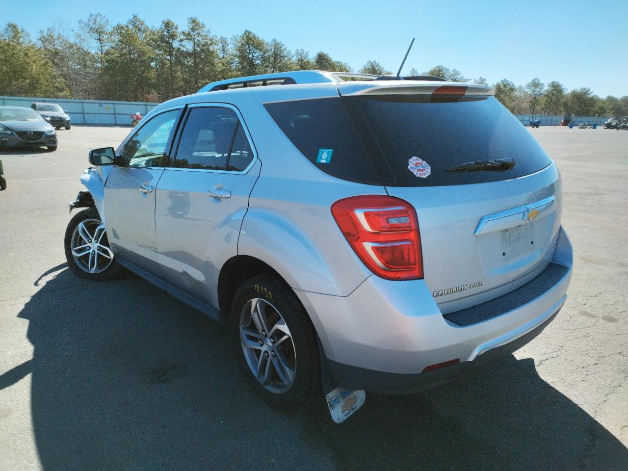 Photo 3 from auction – 2017 CHEVROLET EQUINOX PR with VIN 2GNFLGEK0H6305111