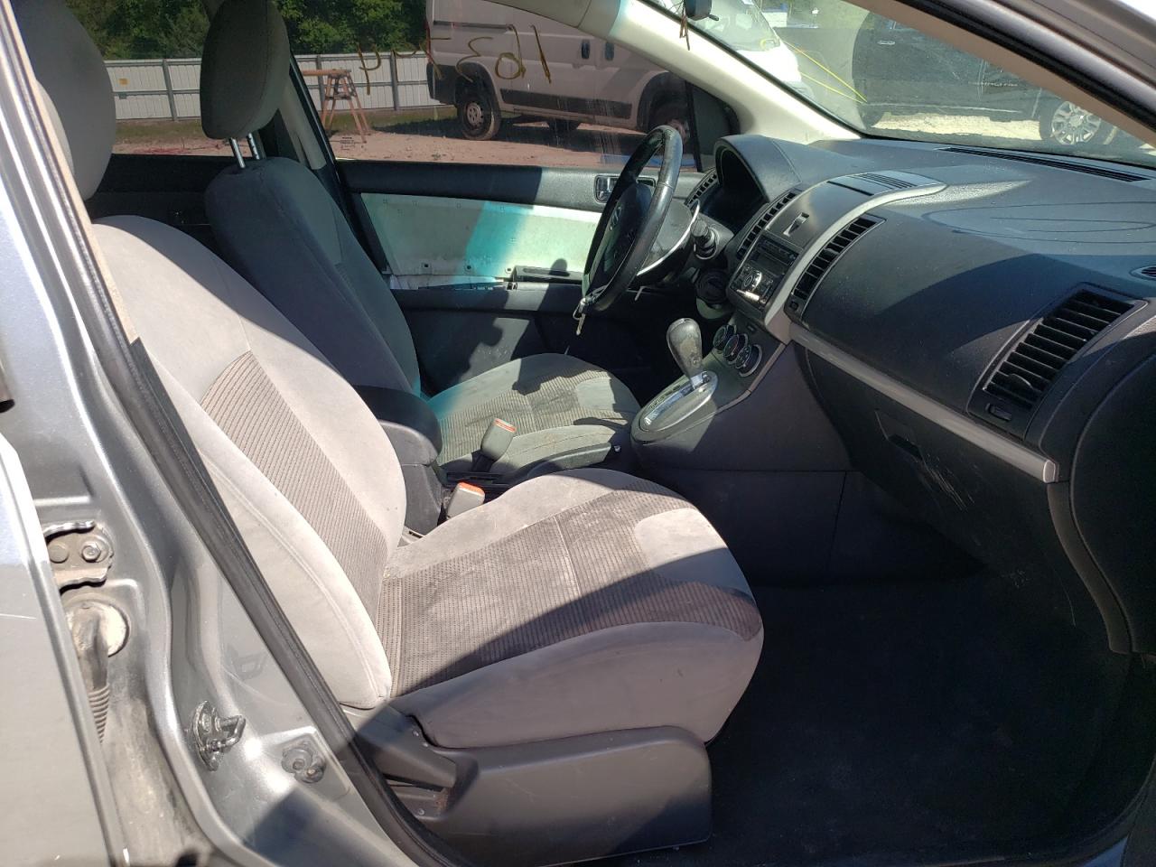 Photo 5 from auction – 2011 NISSAN SENTRA 2.0 with VIN 3N1AB6AP8BL635053