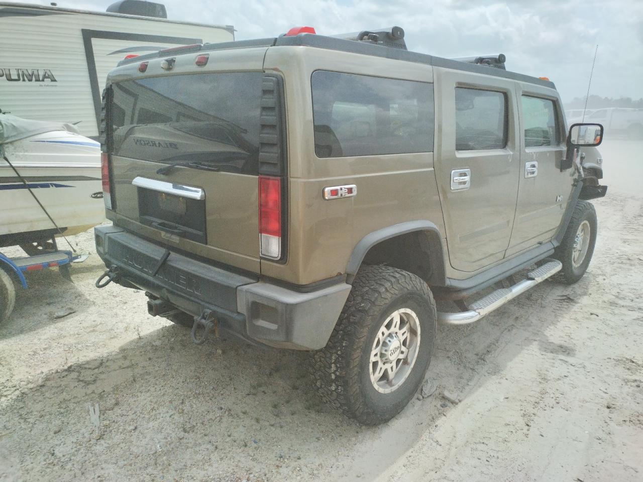 Photo 4 from auction – 2005 HUMMER H2 with VIN 5GRGN23U75H111193