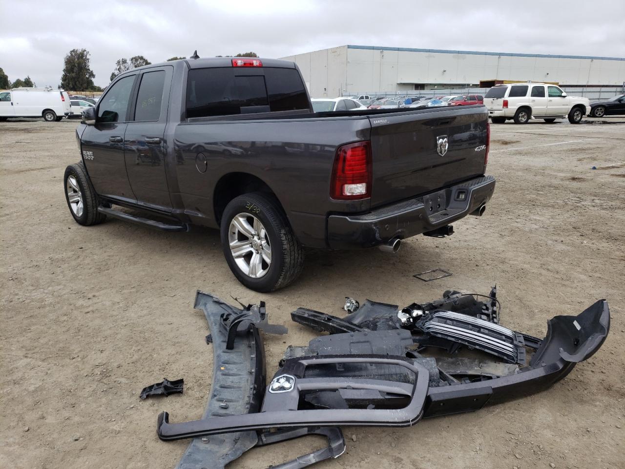 Photo 3 from auction – 2017 RAM 1500 SPORT with VIN 1C6RR7HT5HS666895