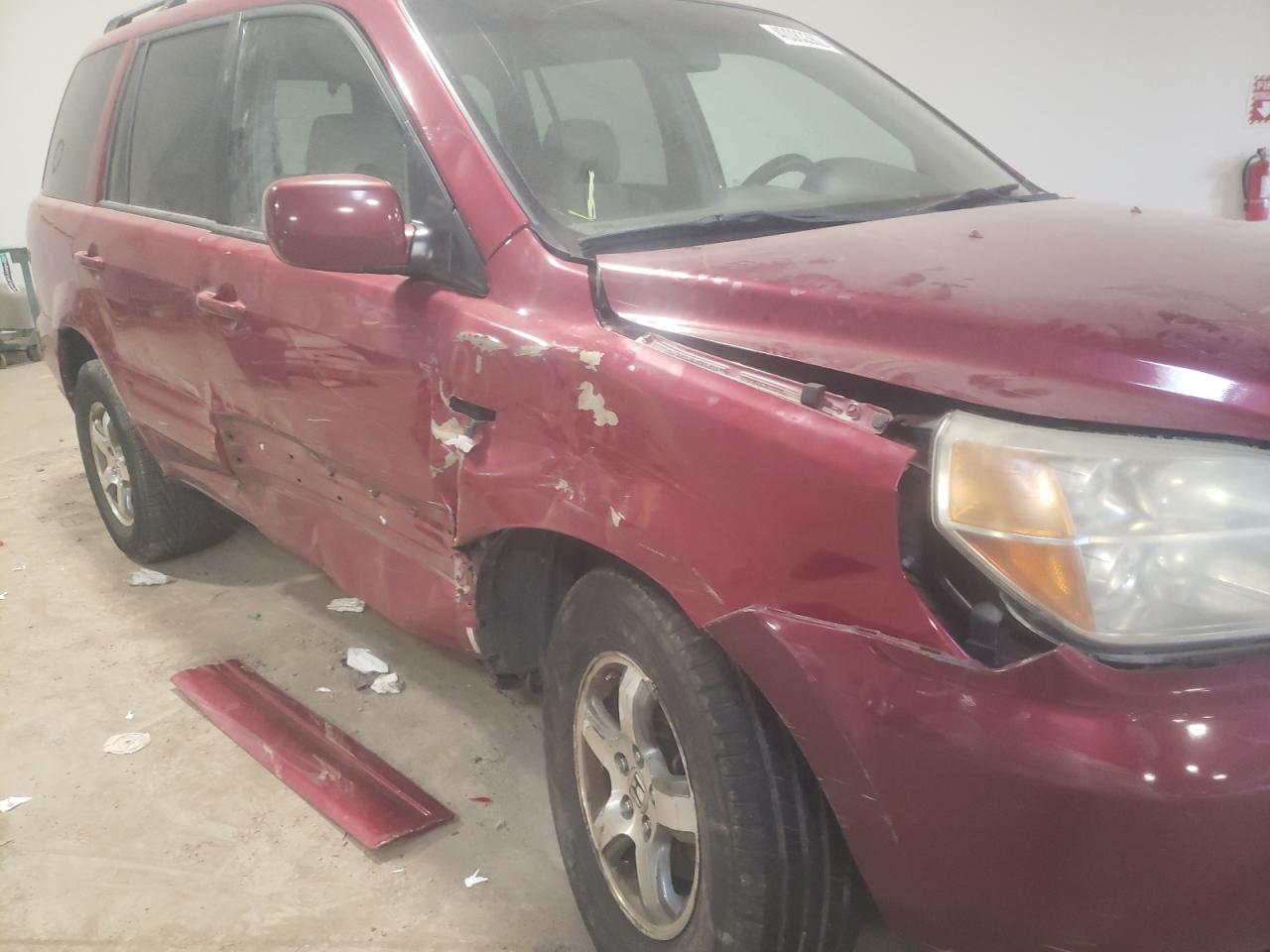 Photo 9 from auction – 2006 HONDA PILOT EX with VIN 5FNYF18436B023233