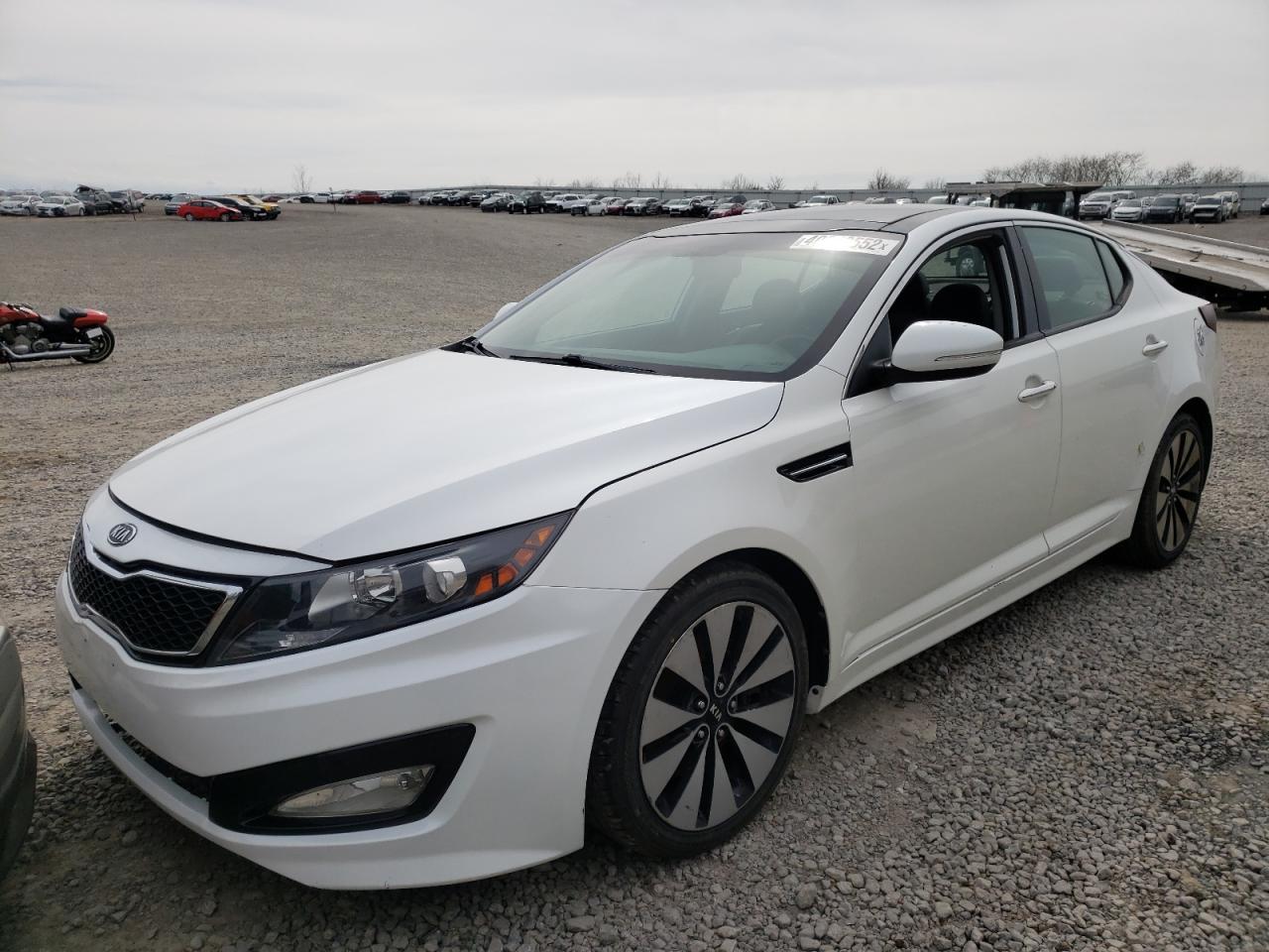 Photo 2 from auction – 2011 KIA OPTIMA SX with VIN KNAGR4A69B5155485