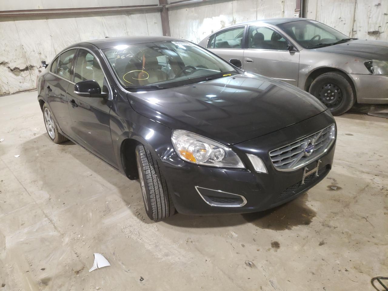 VOLVO S60 T5 2012 with VIN YV1622FS3C2082303 - Photo from auction