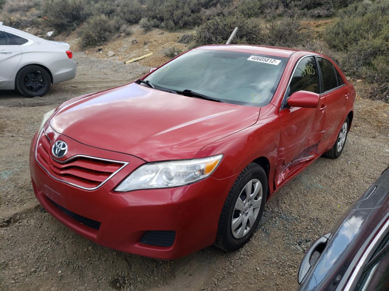 Zdjęcie 2 z aukcji – 2011 TOYOTA CAMRY BASE z VIN 4T1BF3EK5BU719867