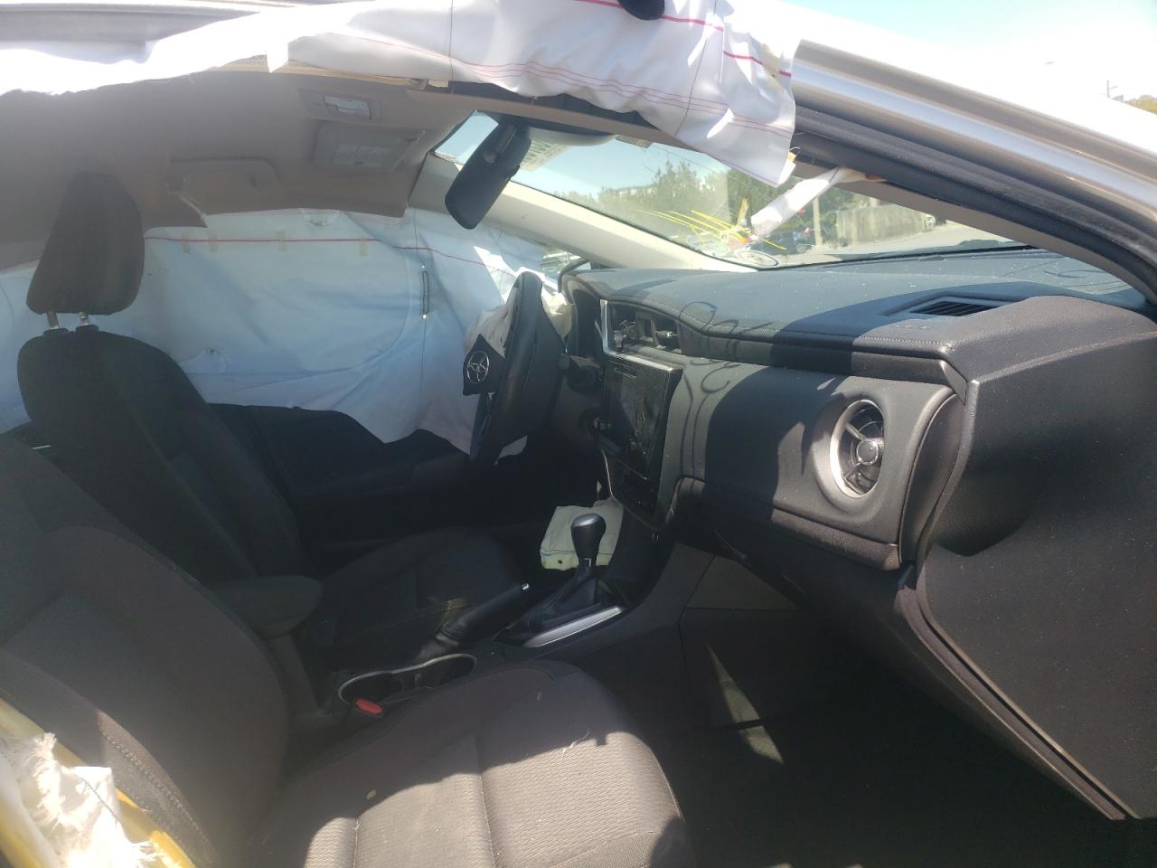 Photo 5 from auction – 2018 TOYOTA COROLLA L with VIN 5YFBURHE4JP822311
