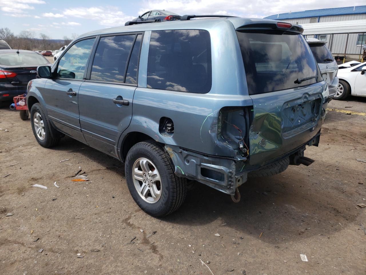 Photo 3 from auction – 2005 HONDA PILOT EXL with VIN 2HKYF18615H541486