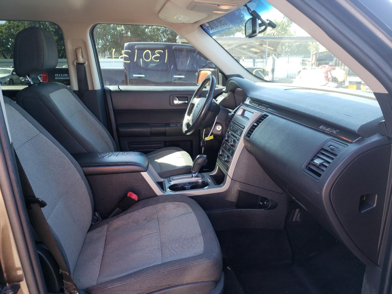 Photo 5 from auction – 2011 FORD FLEX SE with VIN 2FMGK5BC7BBD10074
