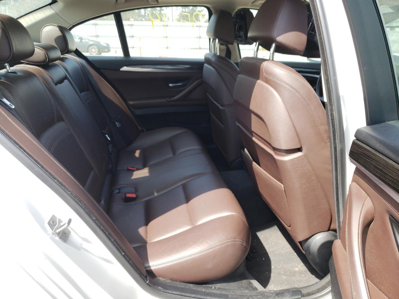 Photo 6 from auction – 2015 BMW 528 I with VIN WBA5A7C59FG143903
