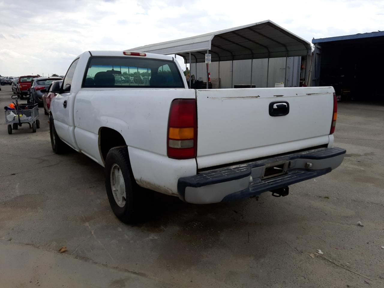 Photo 3 from auction – 2001 CHEVROLET SILVERADO with VIN 1GCEC14V41E197221
