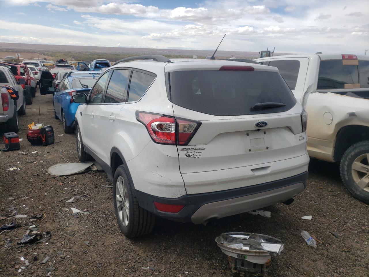 Photo 3 from auction – 2018 FORD ESCAPE SE with VIN 1FMCU9GDXJUD33990