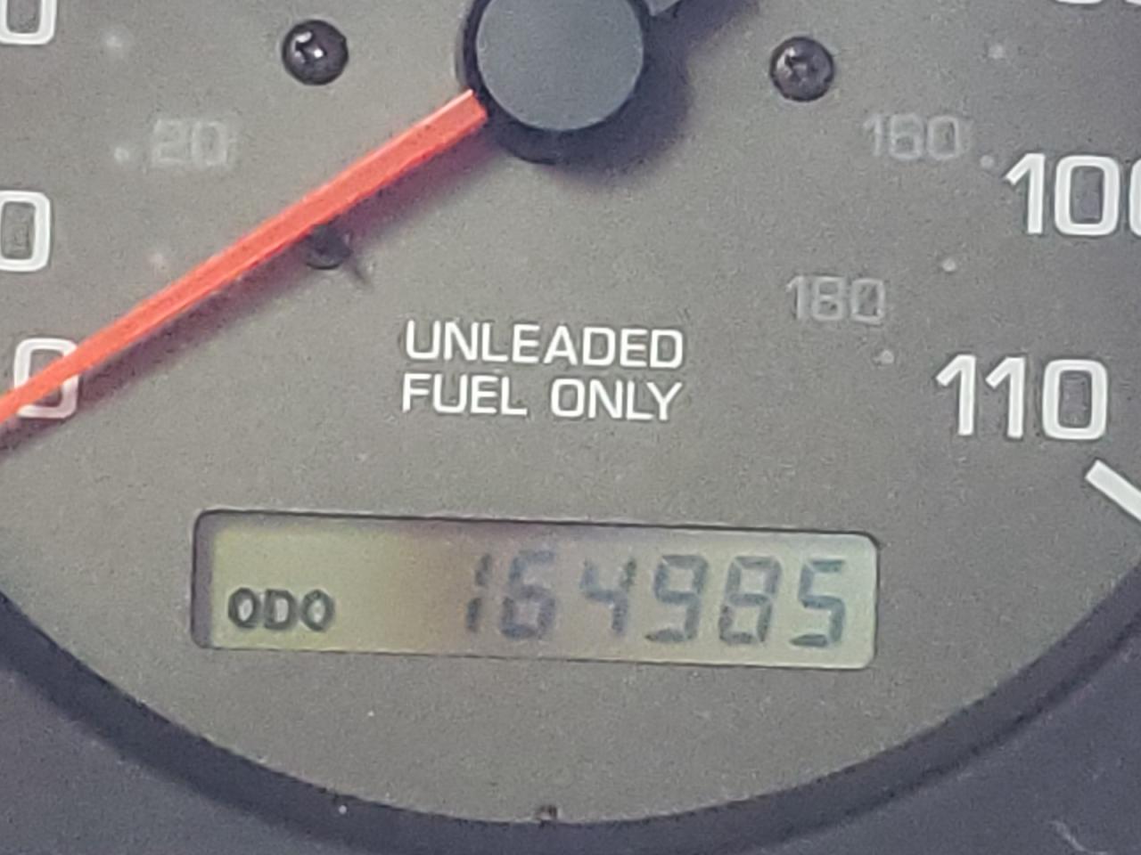 Photo 8 from auction – 2000 NISSAN FRONTIER C with VIN 1N6ED27T1YC344370