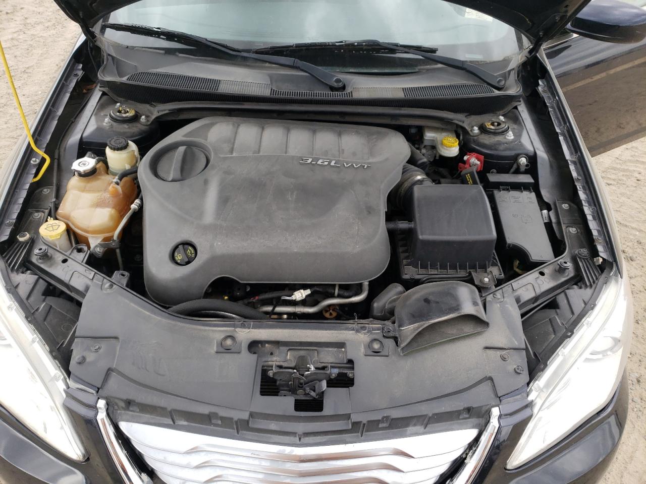 Photo 7 from auction – 2012 CHRYSLER 200 with VIN 1C3BCBEGXCN291443