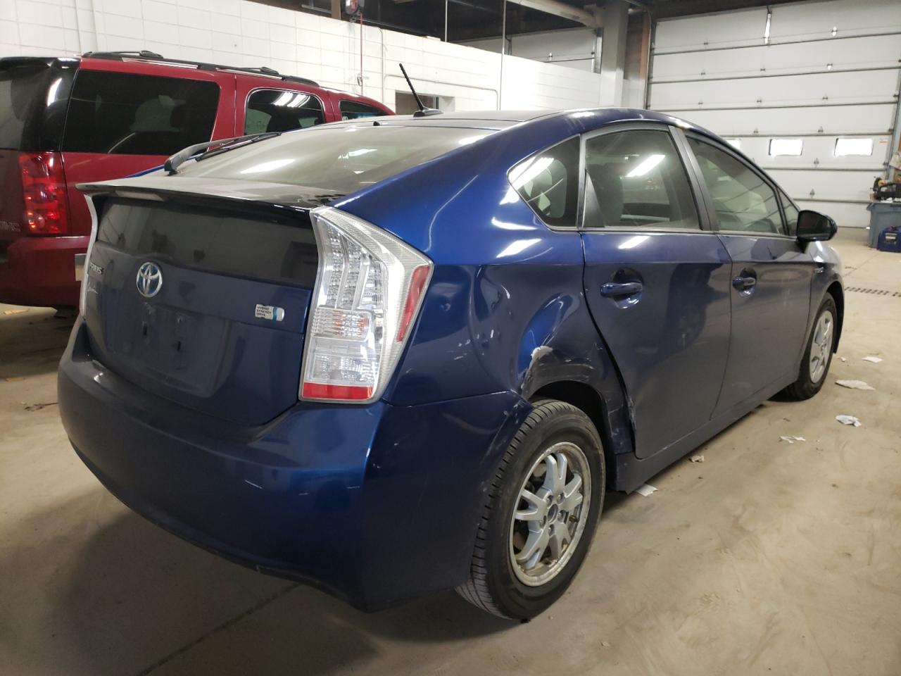 Photo 4 from auction – 2010 TOYOTA PRIUS with VIN JTDKN3DU5A0015717