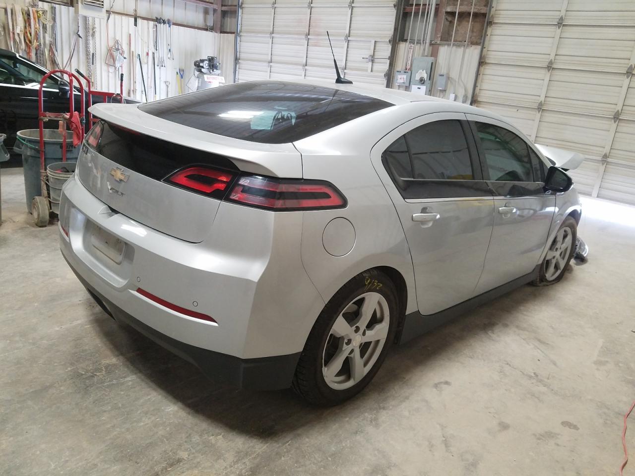 Photo 4 from auction – 2014 CHEVROLET VOLT with VIN 1G1RD6E40EU149902