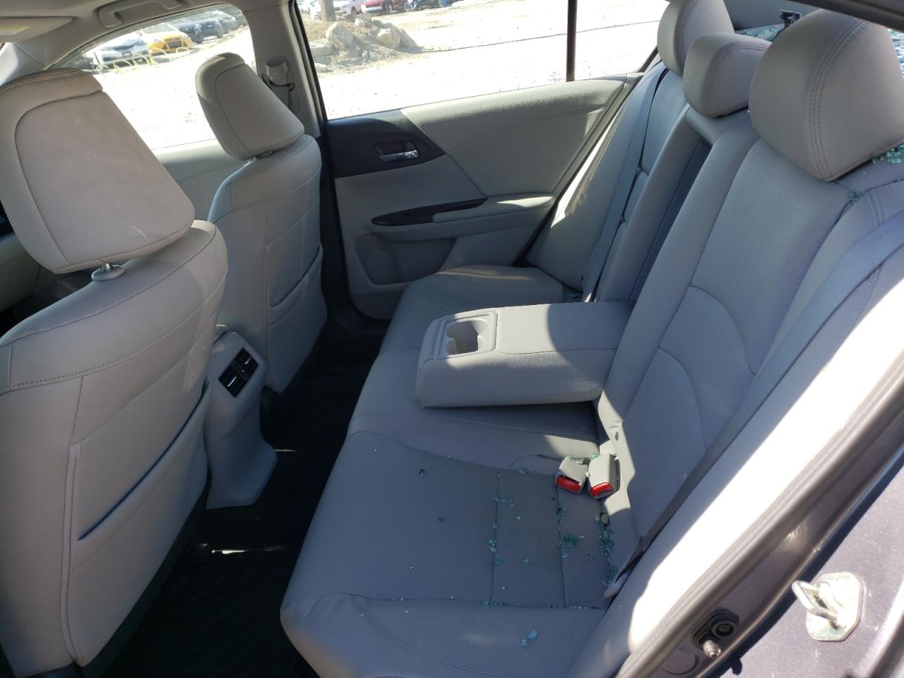Photo 6 from auction – 2015 HONDA ACCORD EXL with VIN 1HGCR2F80FA072249